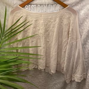 FREE PEOPLE• white embroidered crop blouse